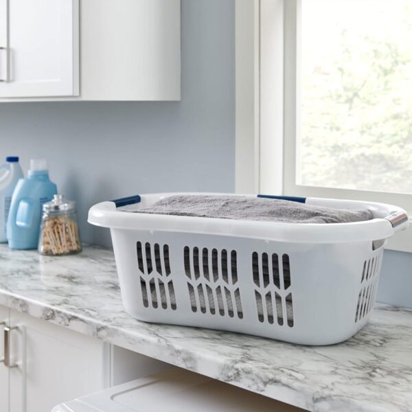 Rubbermaid Laundry Basket - Image 5